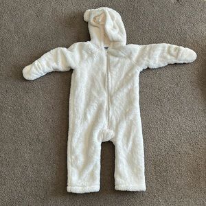 Old navy infant pram suit